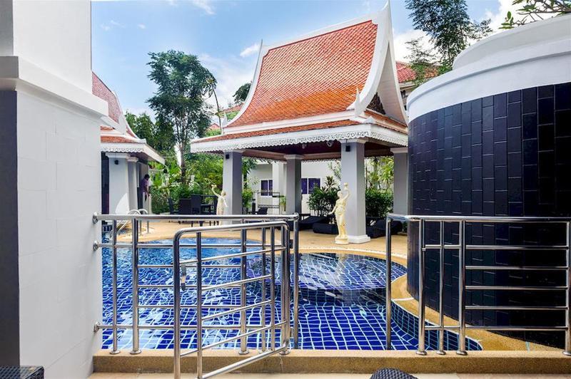 Asena Karon Resort Luaran gambar