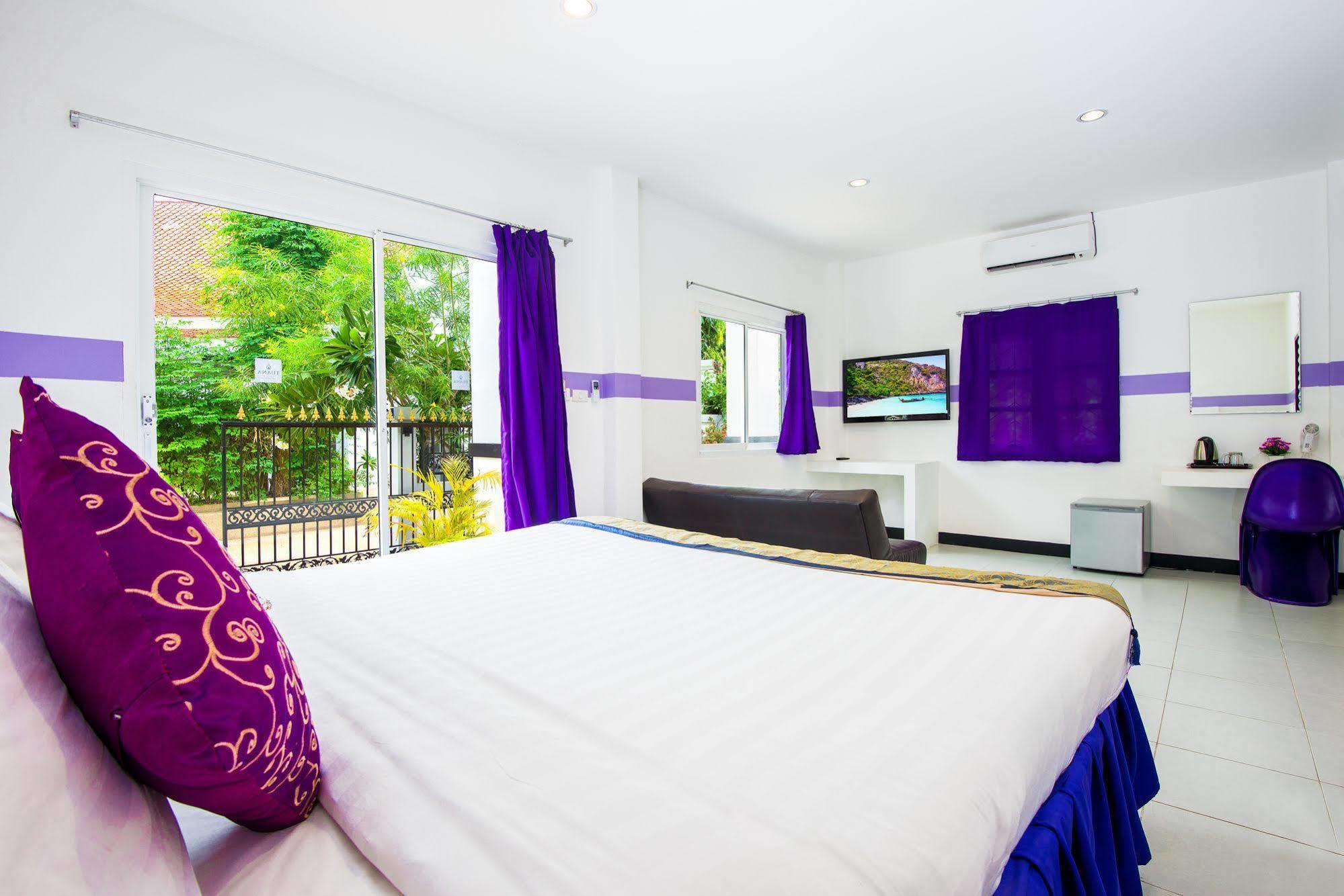 Asena Karon Resort Luaran gambar